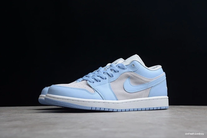 1 DC0774-050 Blue University Jordan (W) Low 1117